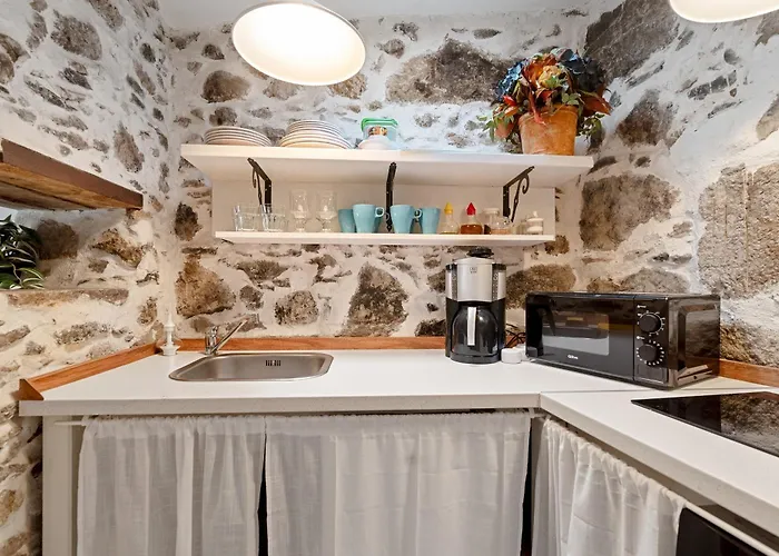 Home2book Rustic Haven In Casa de Férias *