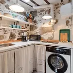 Home2book Rustic Haven In 度假居